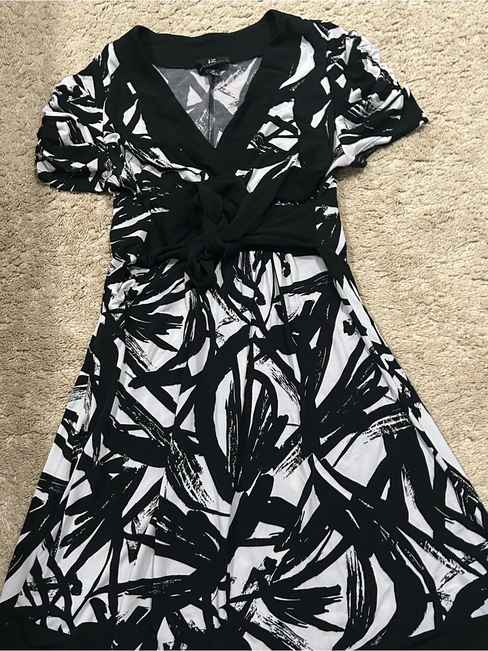 Byer California Black and White Abstract Midi Dress